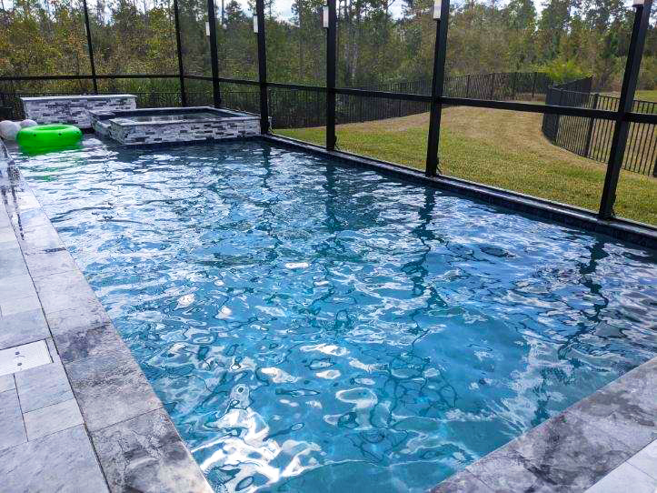 Clean swimming pool